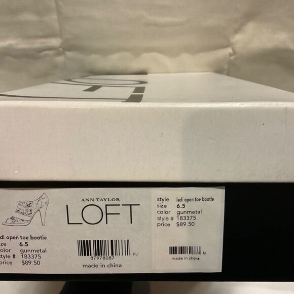 Ann Taylor LOFT, Ladi Open Toe Bootie, Gunmetal Grey, 6.5M - Picture 5 of 7